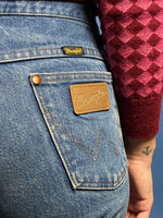 Load image into Gallery viewer, Vintage 1970s Western WRANGLER Jeans
