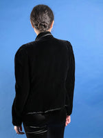 Load image into Gallery viewer, Vintage 1980s Oscar De La Renta Miss O Velvet Black Blazer
