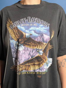 Vintage 1990s Harley Davidson t-shirt w/ eagle Illustration