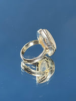 Load image into Gallery viewer, Vintage 1970s Silver Opalite / Moonstone Ring
