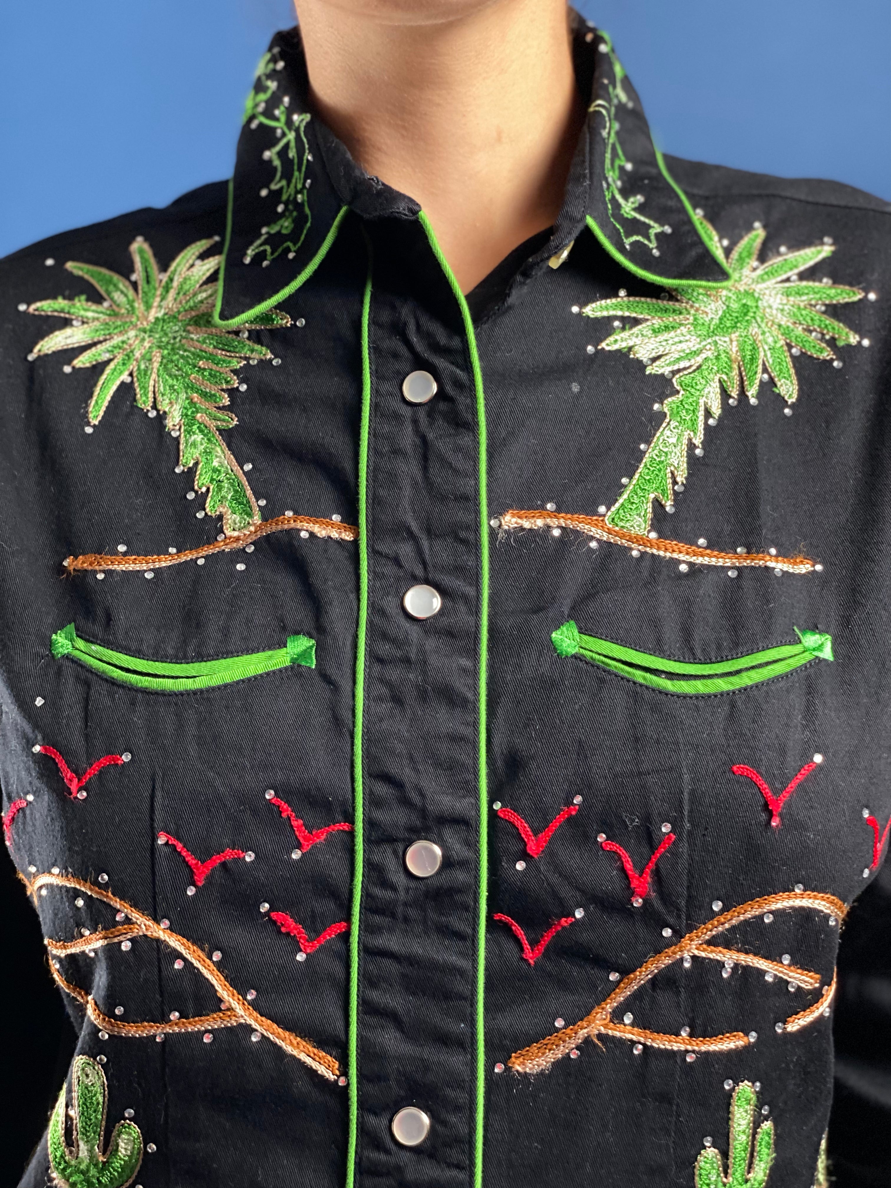 Vintage 1960s Rockmount Western Shirt w/ Embroidered Western Scenes