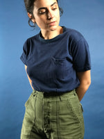 Load image into Gallery viewer, Vintage 1960s FRUIT of the LOOM Selvage Pocket T-shirt
