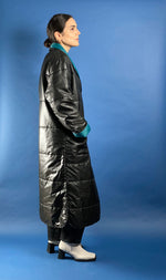 Load image into Gallery viewer, Vintage 1970s Long Black &amp; Blue Lightweight Puffer Jacket
