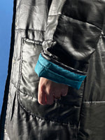 Load image into Gallery viewer, Vintage 1970s Long Black &amp; Blue Lightweight Puffer Jacket
