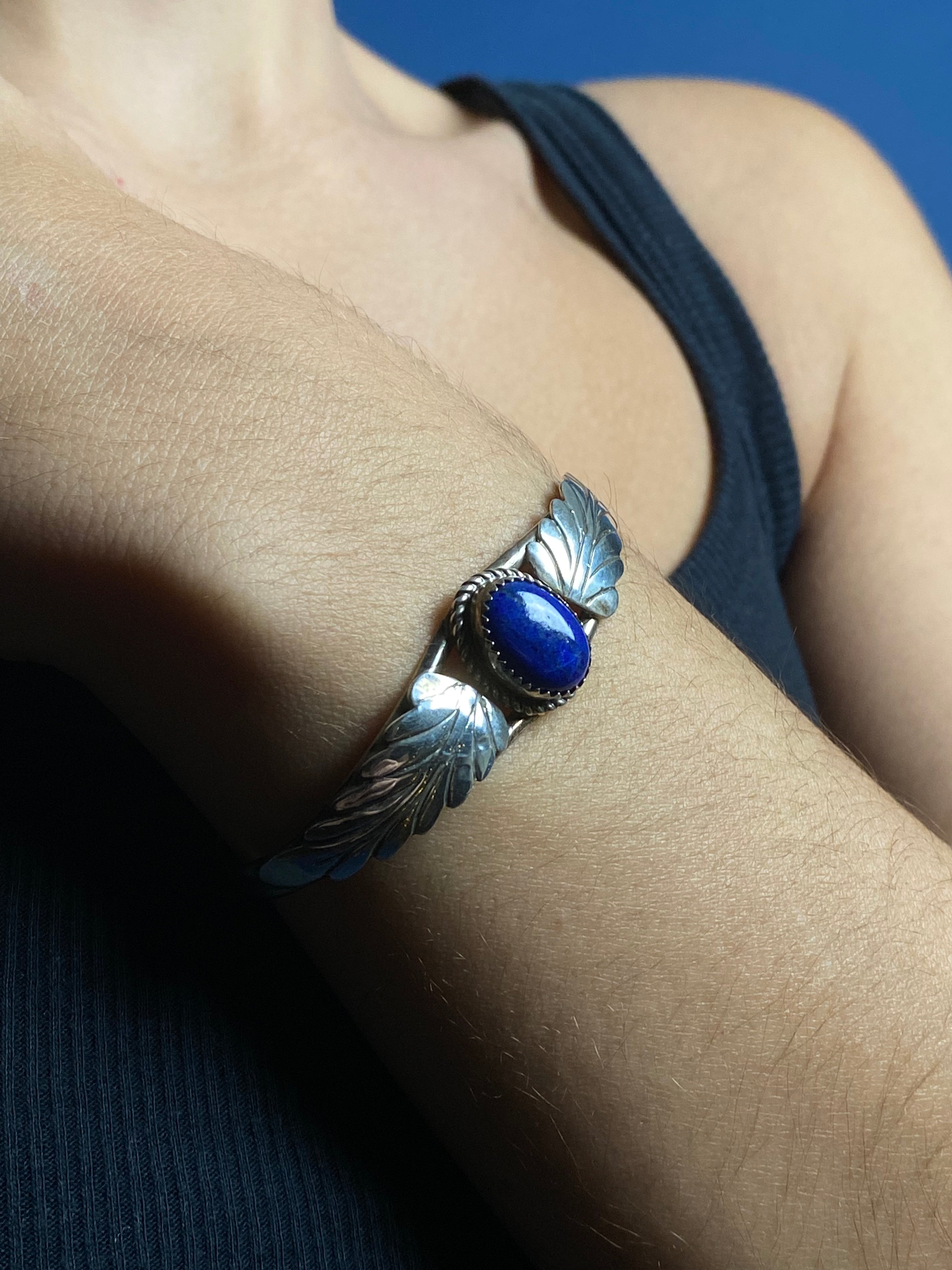 Vintage 1970s Native American Silver Cuff w/ Floral style & Lapis Lazuli Stone