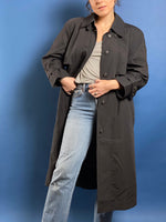 Load image into Gallery viewer, Vintage 1980s London Fog Trench Coat
