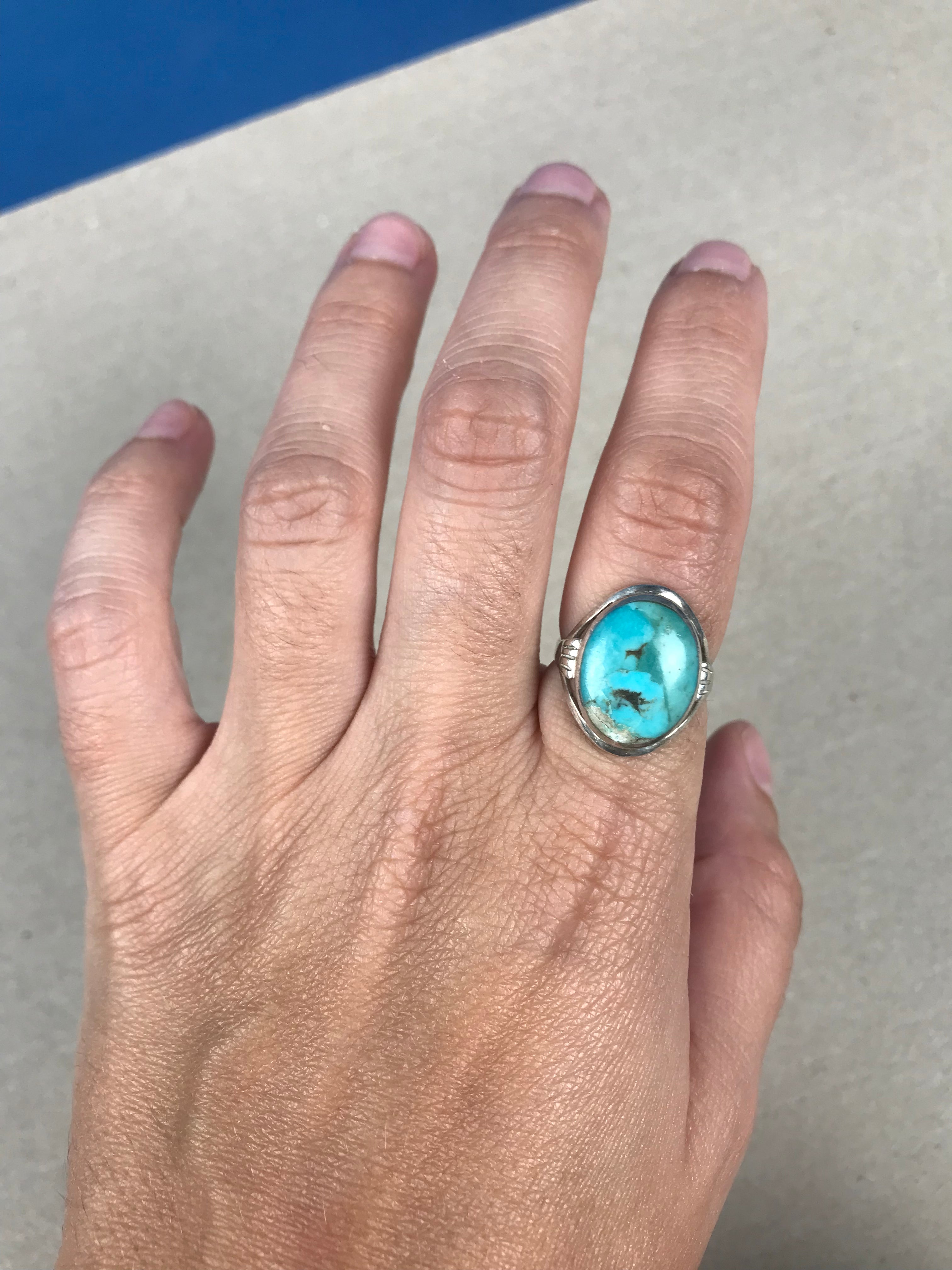 Vintage 1970s Silver Blue Apatite Ring