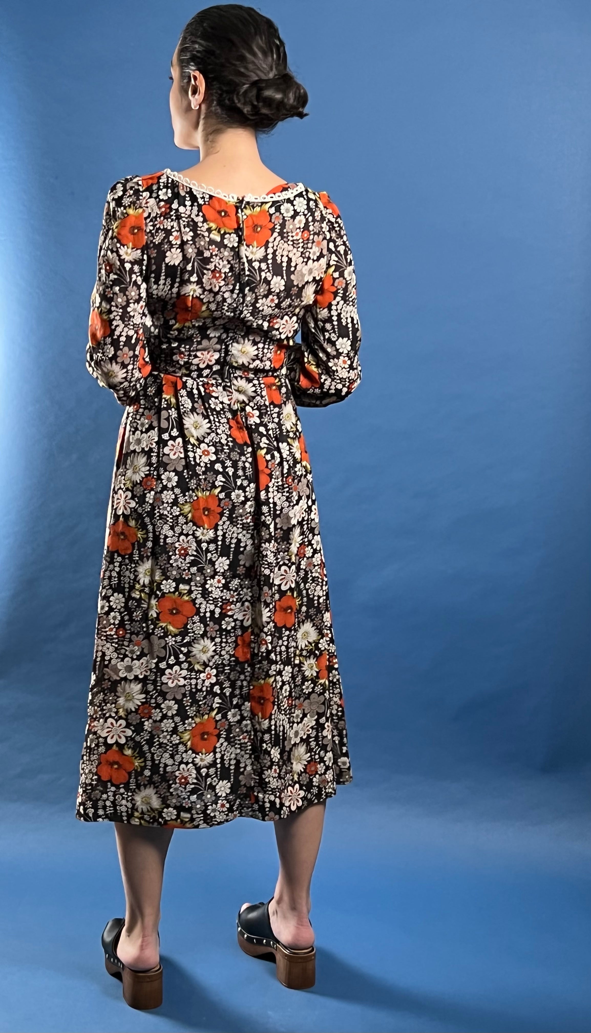 Vintage 1970s Prairie Floral Midi Dress