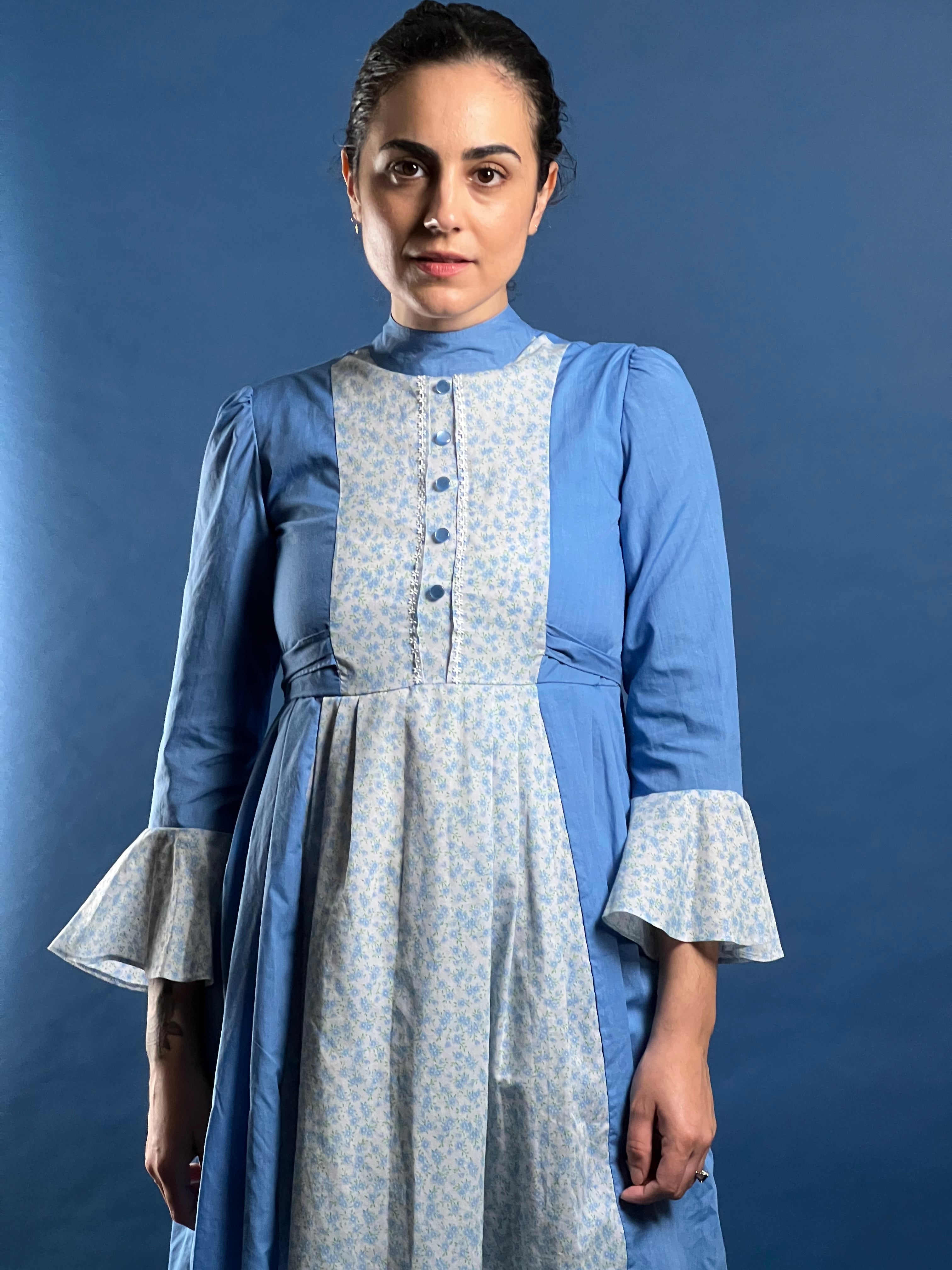 Vintage 1960s Prairie Cottagecore Midi Dress w/ Floral Pattern