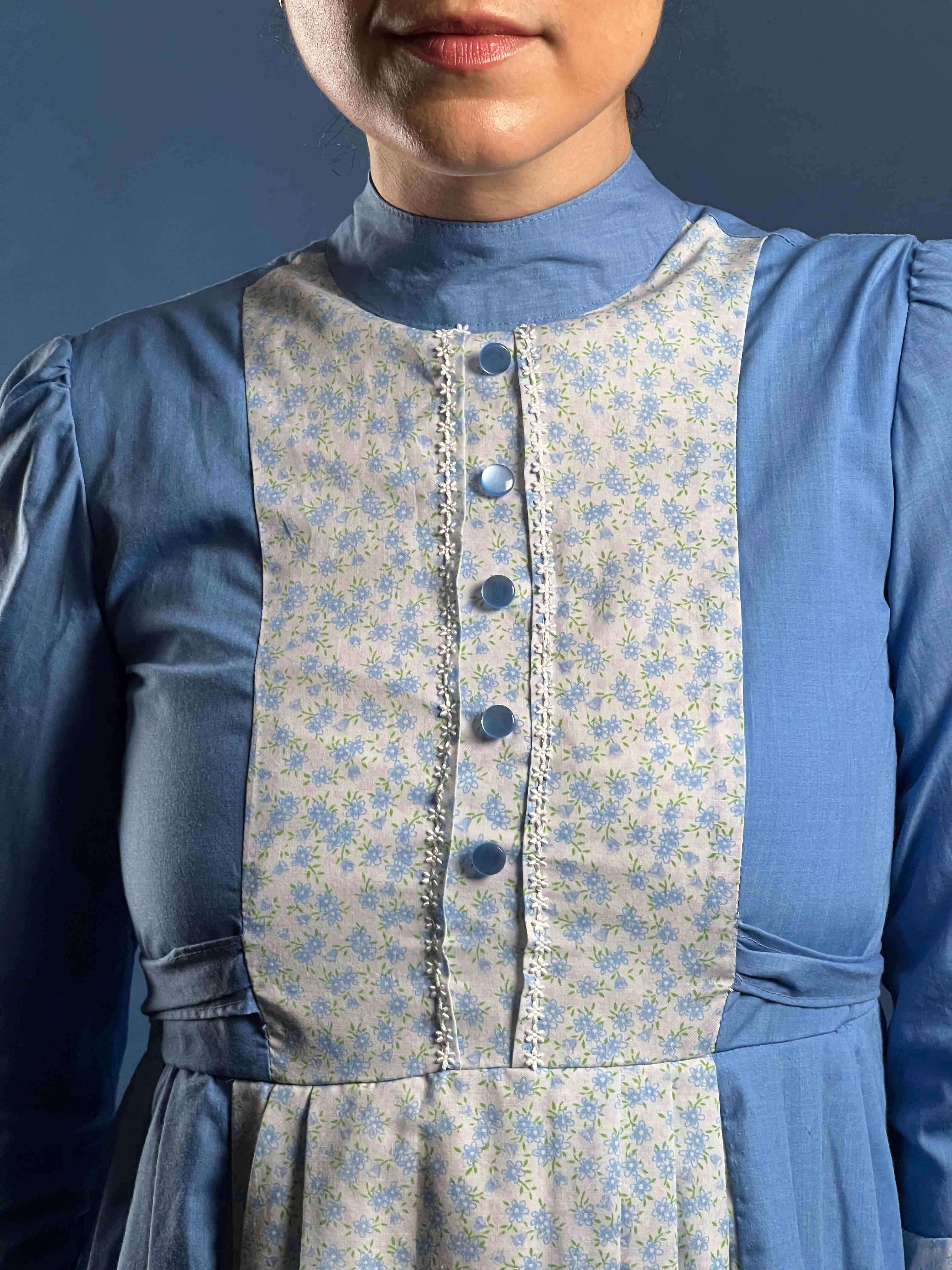 Vintage 1960s Prairie Cottagecore Midi Dress w/ Floral Pattern