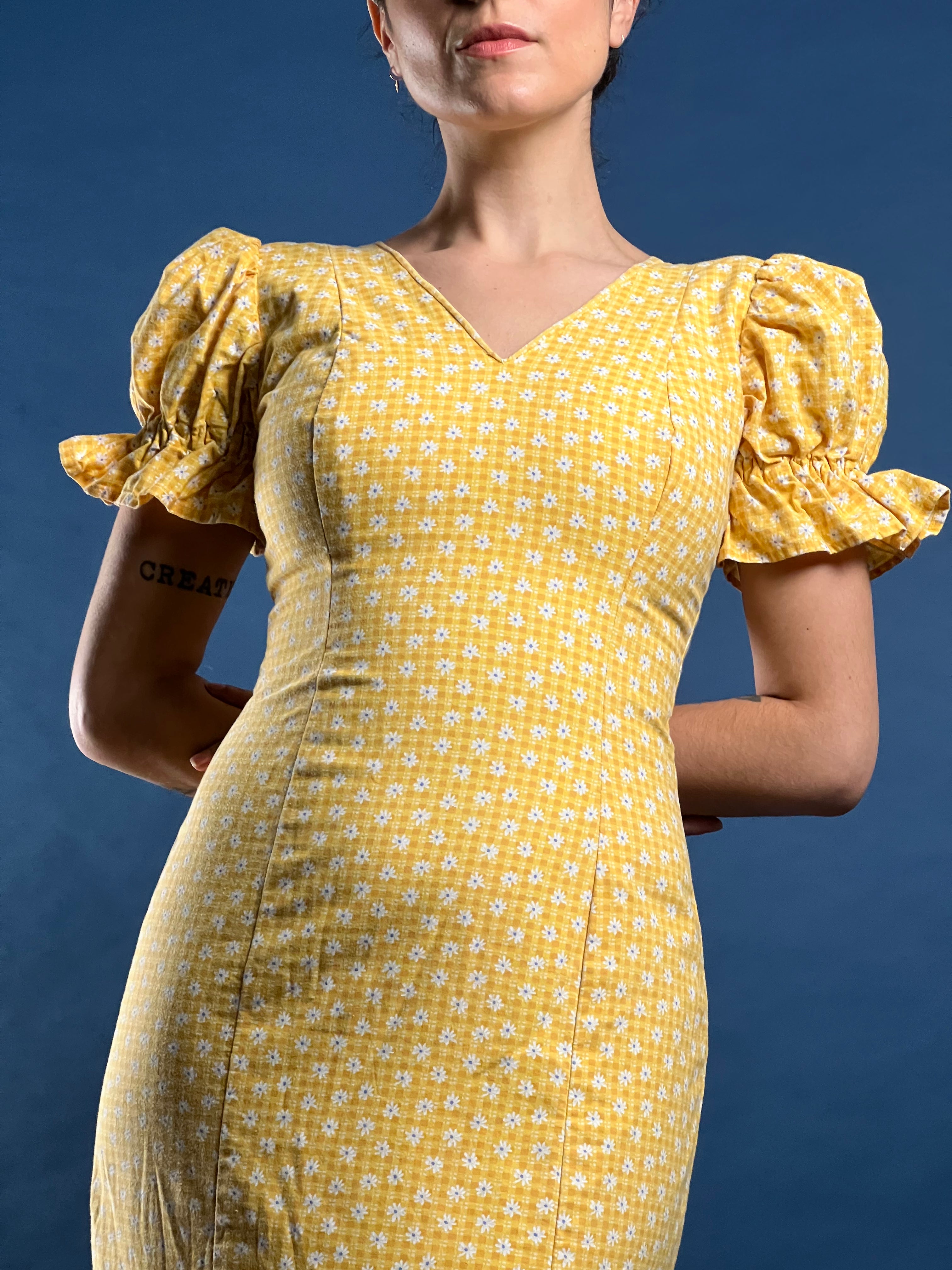 Vintage RARE 1970s Cottagecore Prairie Maxi Dress w/ Floral Pattern