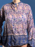 Load image into Gallery viewer, Vintage 1970s Indian Cotton Gauze Peasant Blouse, Handmade Block Print, Made in India
