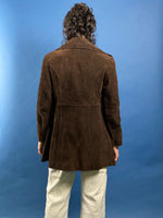 Load image into Gallery viewer, Vintage 1970s Suede Leather Wide Collar Coat
