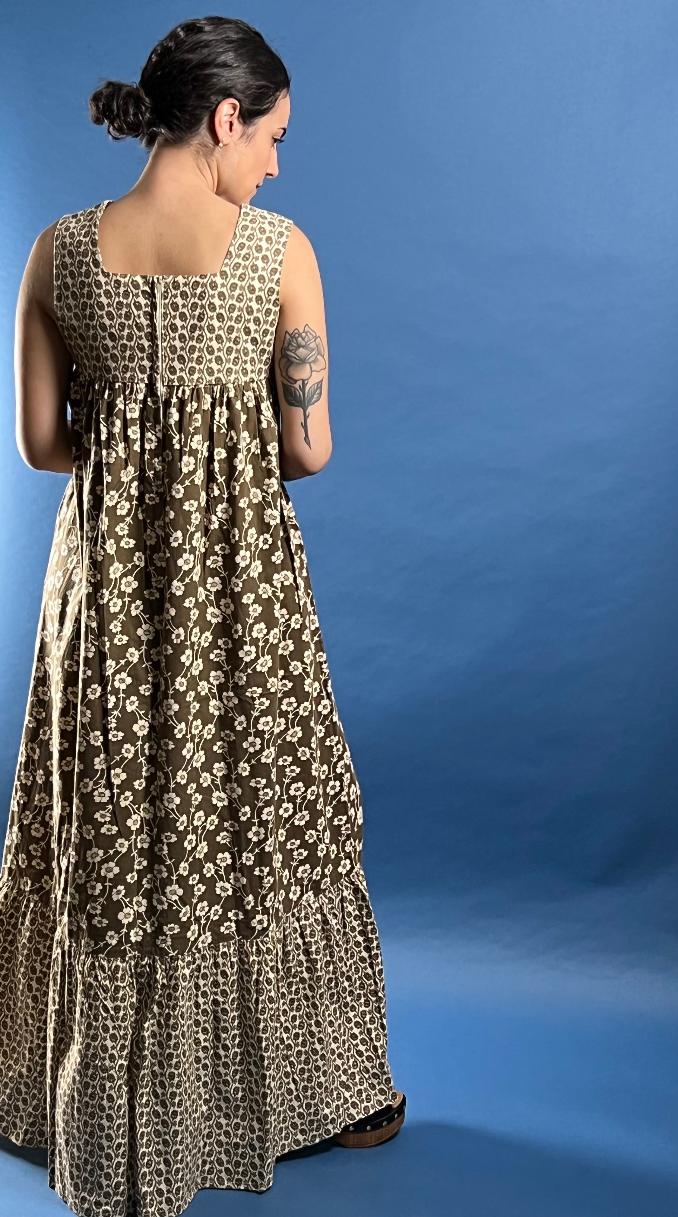 Vintage 1970s Prairie Cottagecore Maxi Floral Dress