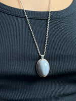 Load image into Gallery viewer, Vintage 1920s Art Deco Pendant Necklace w/ Blue Lace Agate Stone
